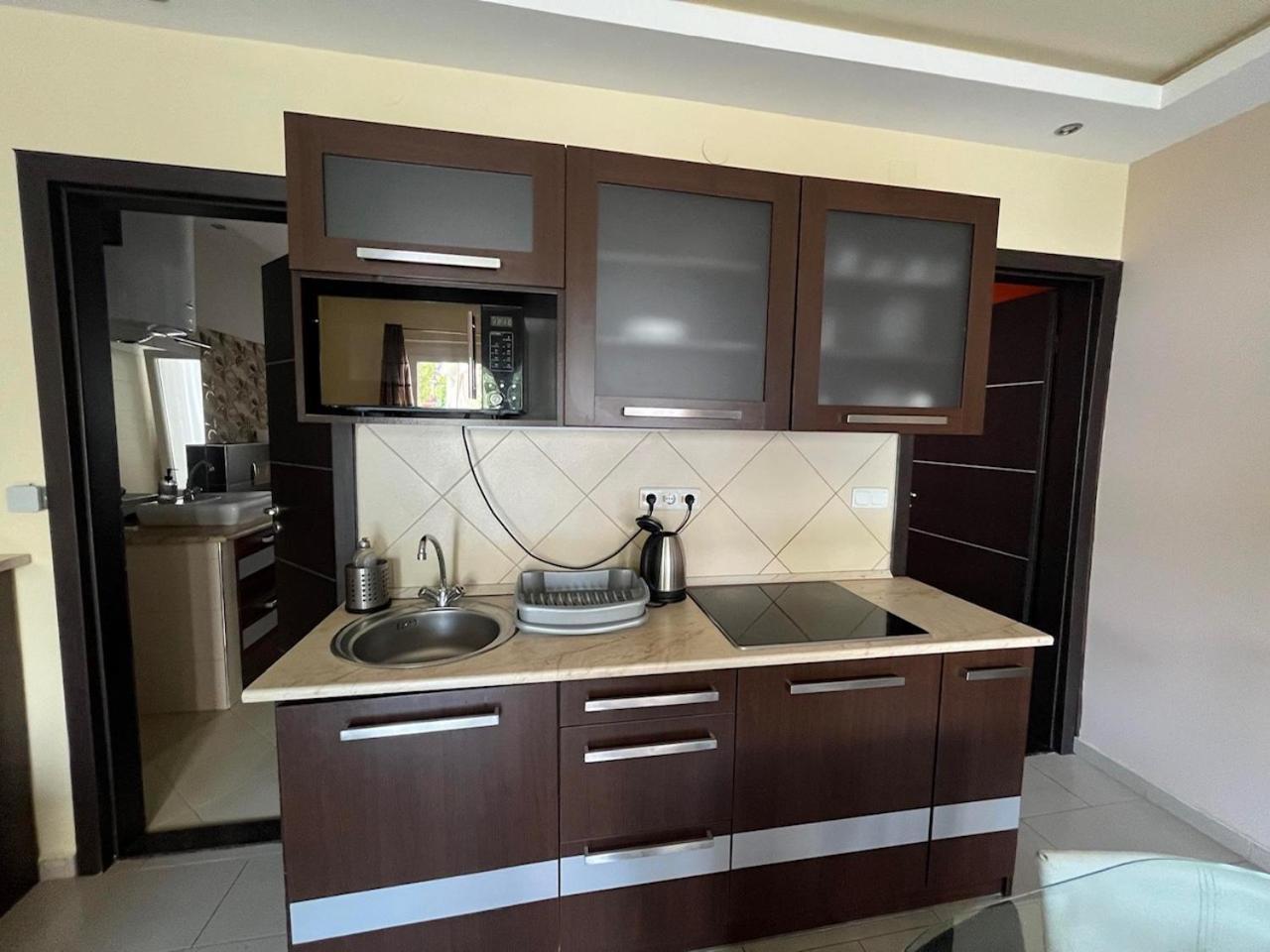 City Apartman Haz Balatonlelle Dış mekan fotoğraf